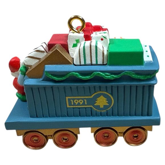 1991 Hallmark Miniature Train Set Claus & Co. Keepsake Ornaments w/ Display - Picture 7 of 11